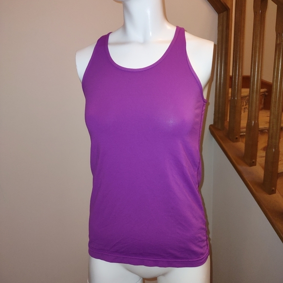 Lululemon tank top - Picture 1 of 4